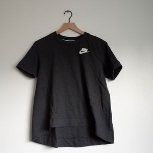 nike t-shirt